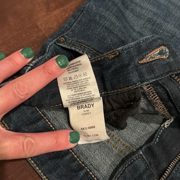 DL1961 Brady Slim Ferret Kids Jeans - Picture 8 of 8